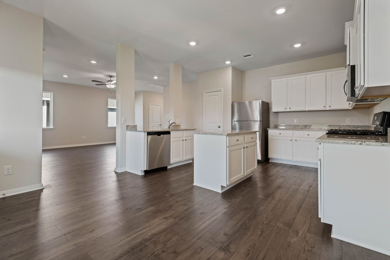 Photo - 15870 Berry Hl Dr