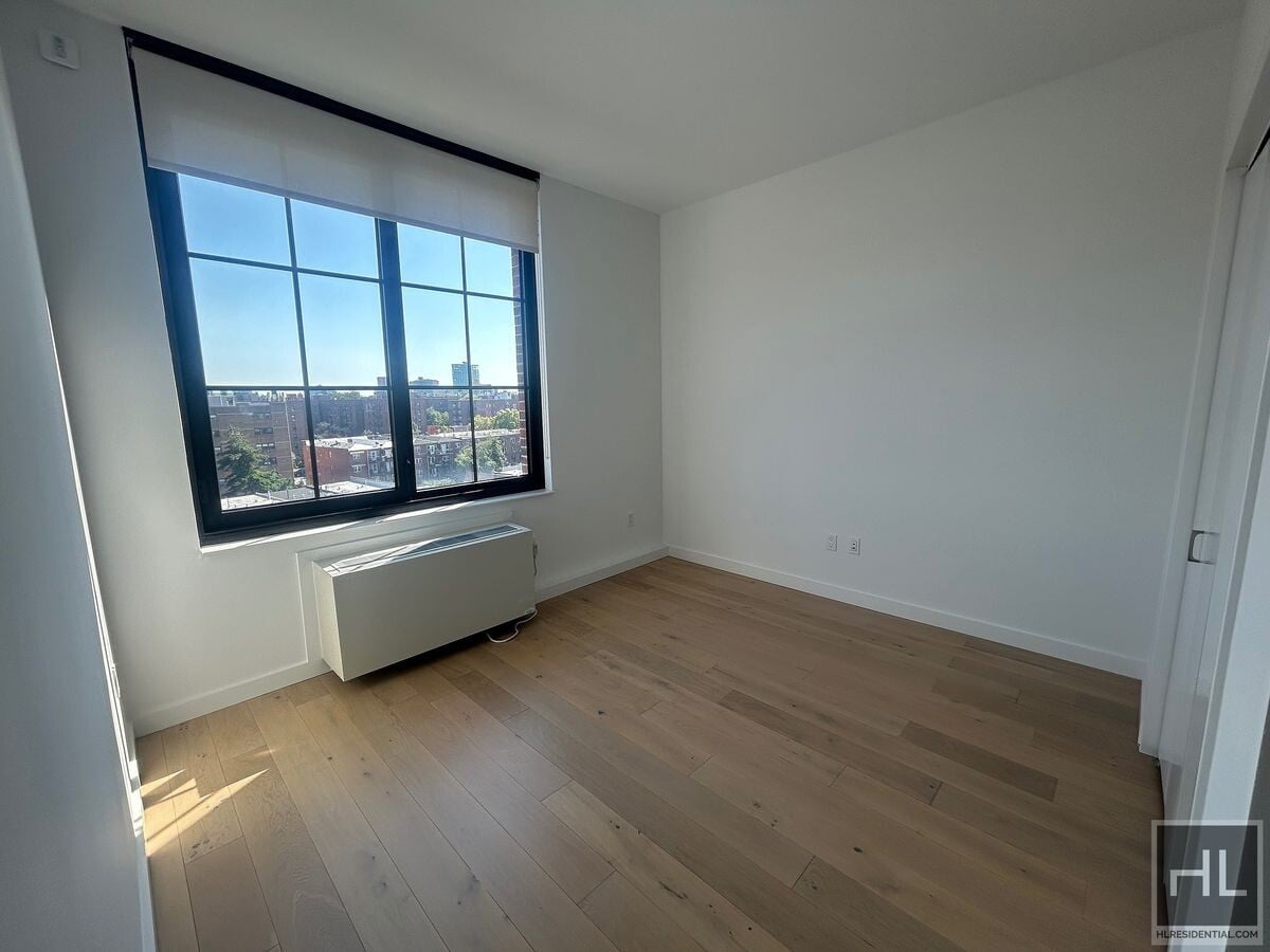 NORTHERN BOULEVARD - NORTHERN BOULEVARD Unit 7W