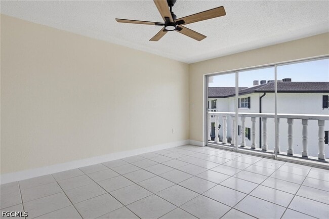 Photo - 3704 Broadway Unit 205