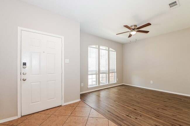 Photo - 3135 Marble Falls Dr