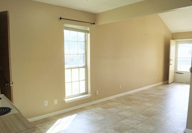 Photo - 101 Stubblefield Dr Unit A