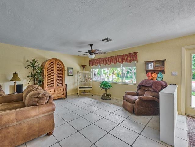 2810 NE 48th Ct