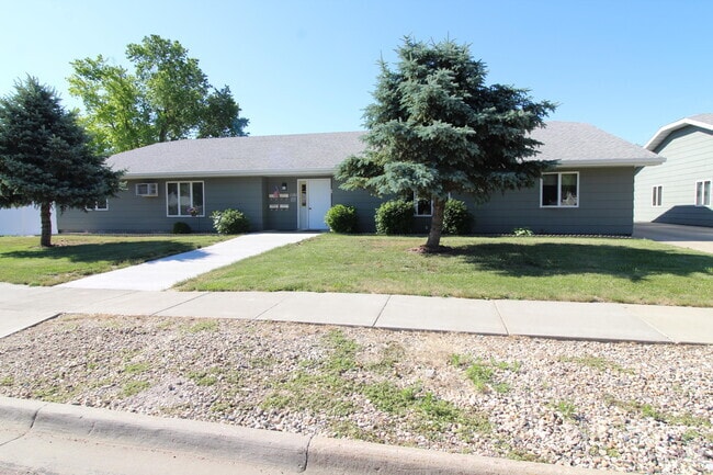 Building Photo - 1101 W Elm Ave Unit 1 Rental