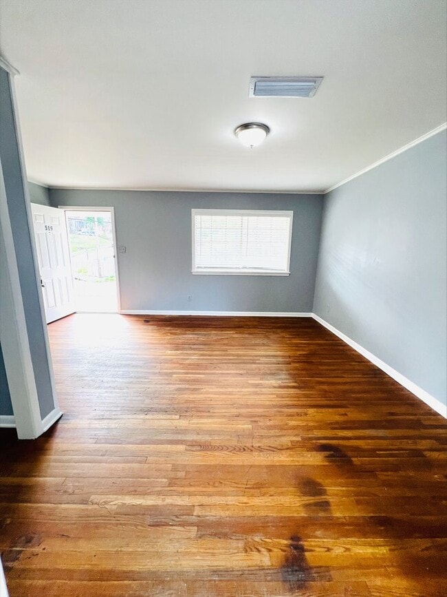 Photo - Lakeside Villa Apartment