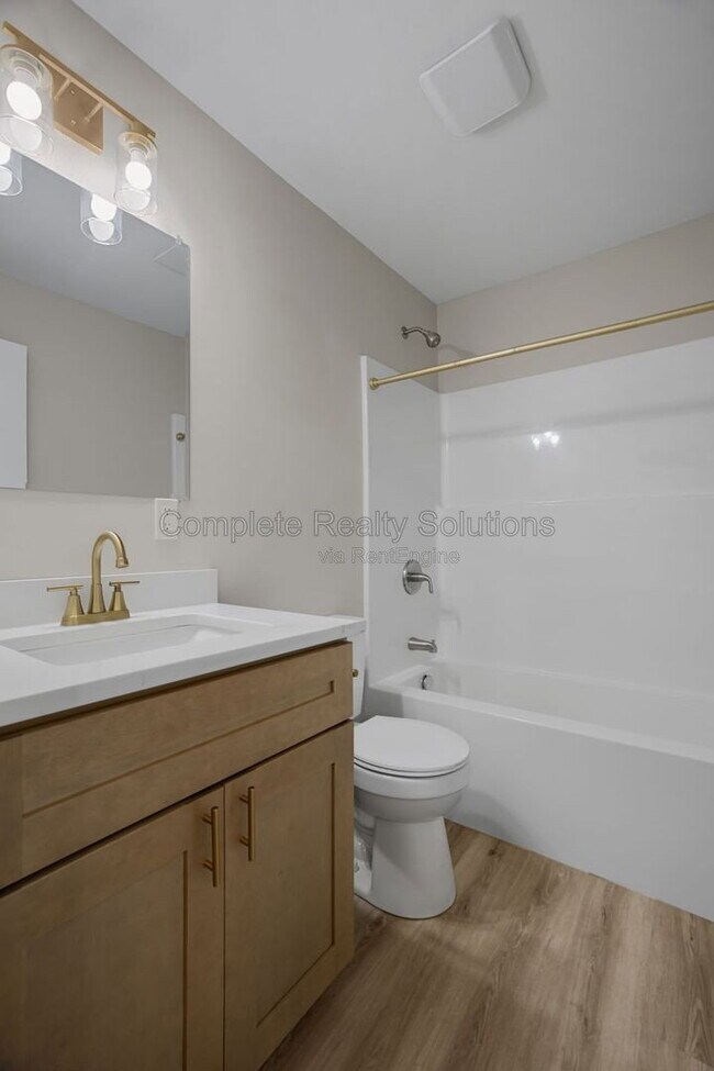 Photo - 3140 Magnolia Ave Unit 1w