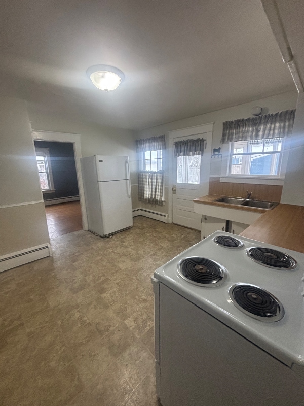 Photo - 134 Silver St Unit 1