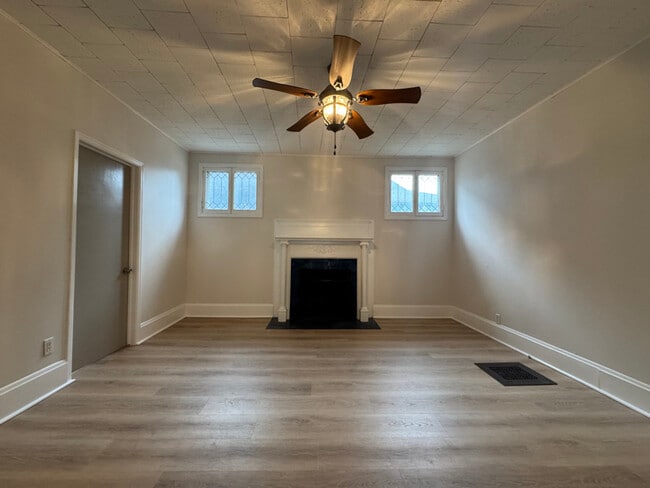 Photo - 604 Willis Ave Unidad 1