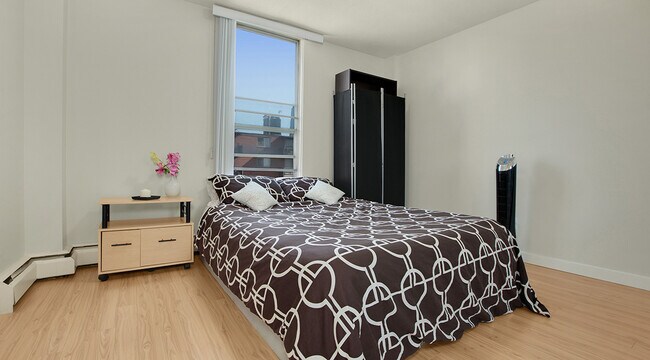 Photo - Queenswood House Unit 00202