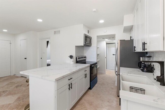 Photo - 2750 Holly Hall St Condo Unit 1111