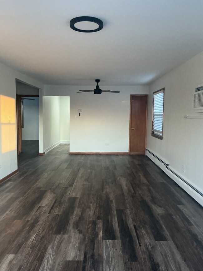 Living/Dining Room - 1717 N 37th Ave Apartments Unit 2