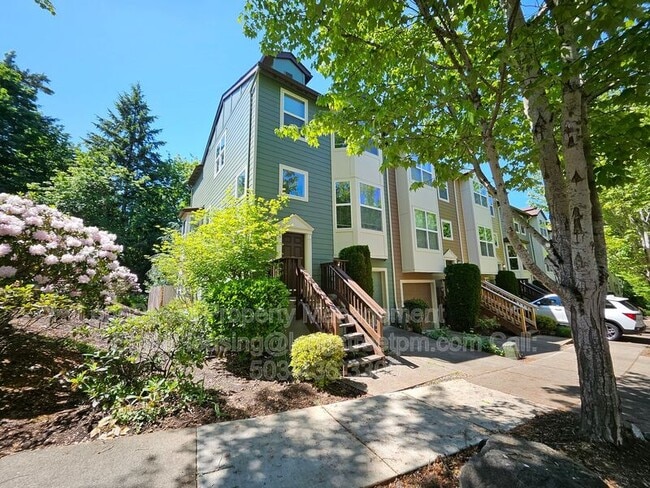 Building Photo - 13135 SW Raptor Pl