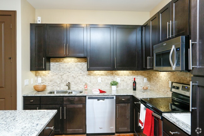 Gables Upper Kirby Apartments For Rent in Houston, TX