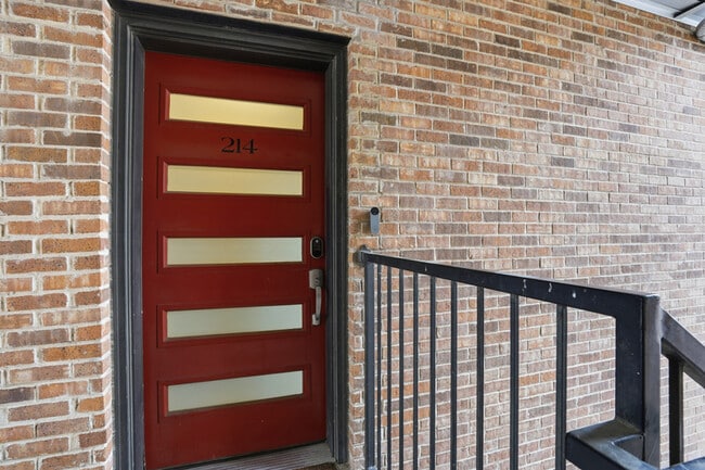 Photo - 1324 May St Unit 214 - 1