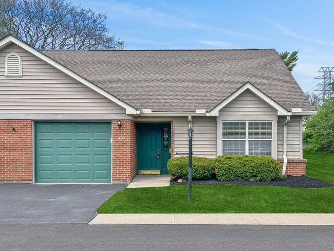 Photo - Beautiful 2BR 2BA Home w/ Sunroom • Full Kitchen Suite • Attached Garage in Columbus