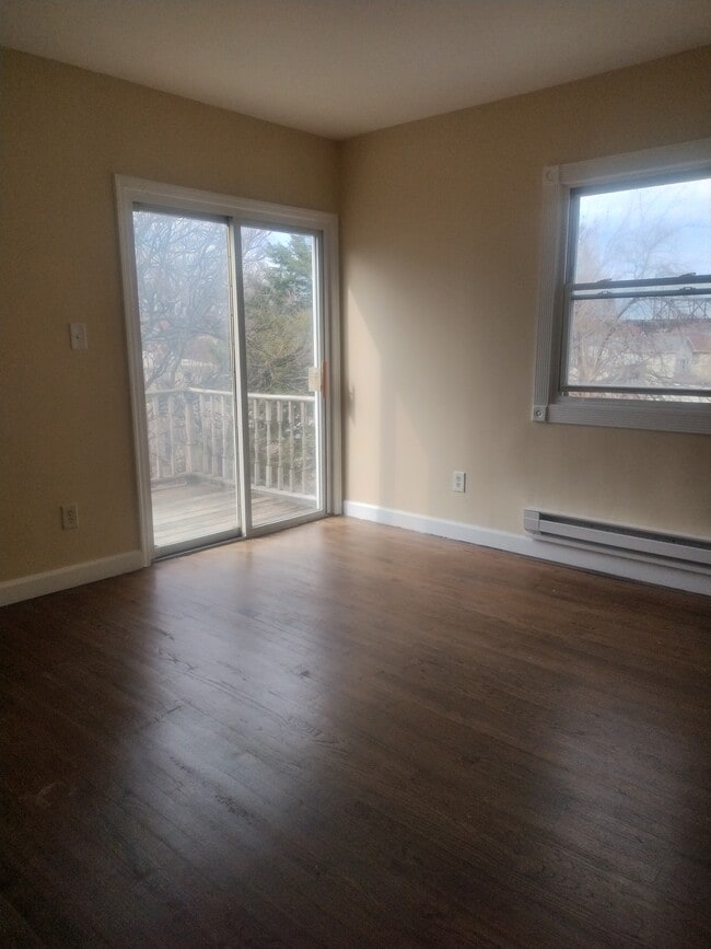 Photo - 17 Wallis Ave Unidad 2