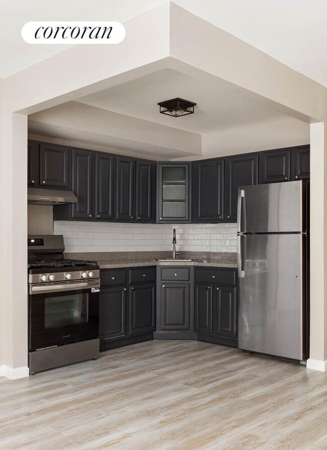 Photo - 315 E 163rd St