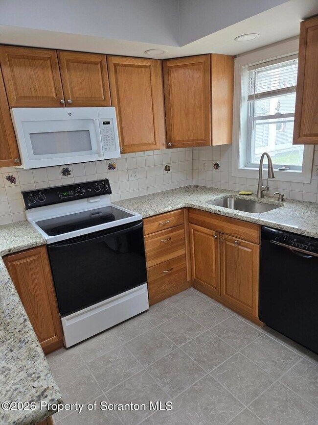 Photo - 532 Boulevard Ave