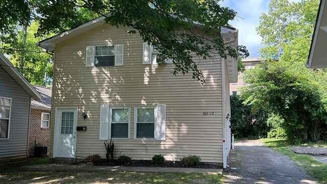 Building Photo - 416 1/2 S. Main St. Unit 416 1/2 S. Main St. B