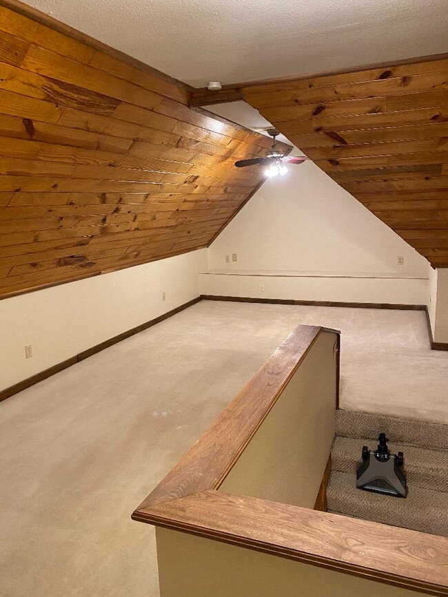 Photo - 672 N Wisconsin St Townhome