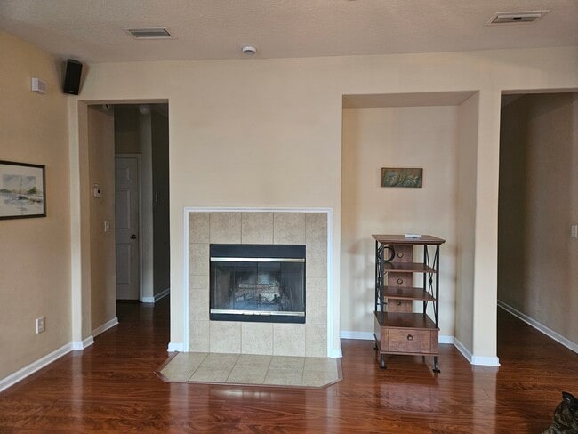 Photo - 132 Camden Cay Dr