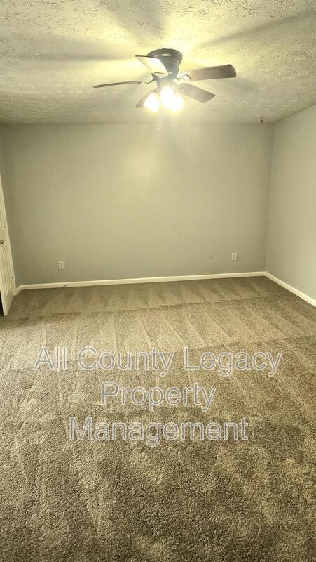 700 Rosehip Ln Unit A