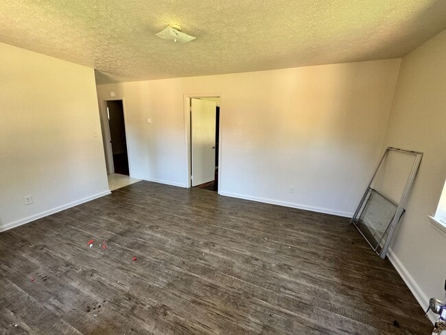 Photo - 122 Woodland Ave Unit B