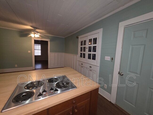 Photo - 170 Red Bank Rd