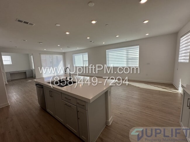 Photo - 4 Bed 3.5 Bath Townhome in Chula Vista w/ Washer/Dryer and 2-Car Garage