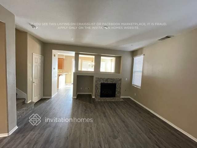 Photo - 35870 Crickhowell Ave