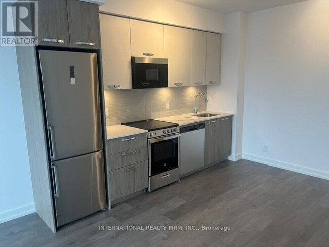 Photo - 75 James St S Unité 2612