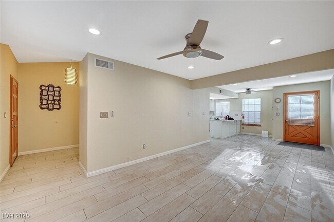 Photo - 5923 Laredo St