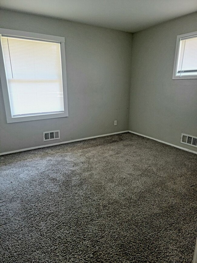 Photo - 3 Bed/2 Bath Home