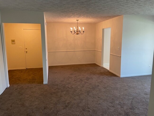 Photo - Courtview Garden Apartments