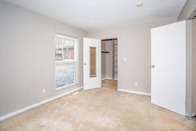 Photo - Commons at Kettering