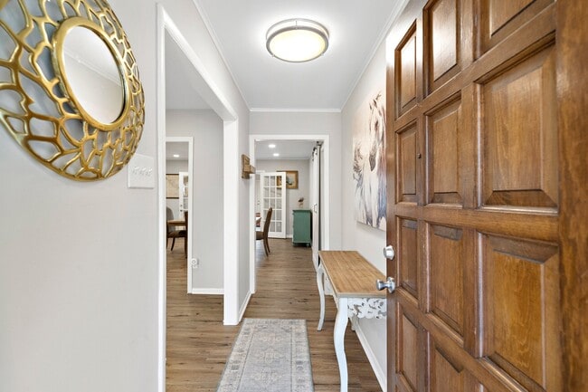 Photo - 5802 Effingham Dr