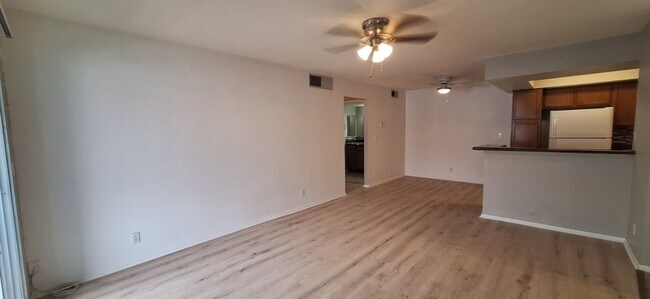 Photo - 1455 E Katie Ave