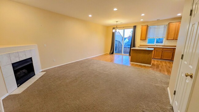 Photo - 16130 NW Fescue Ct