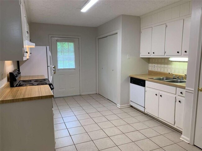 Photo - 120 Plum Orchard Rd