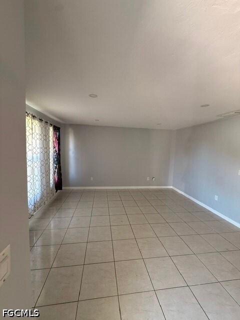 Photo - 933 SE 24th Ave