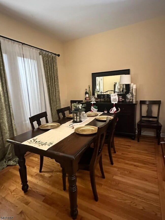 Photo - 18 Hilton St