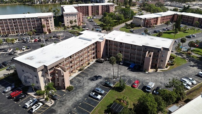 Photo - 4149 Heron Way