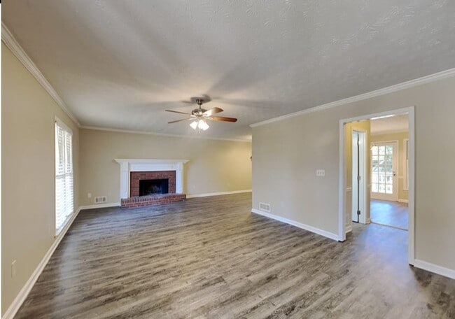 Photo - 1904 Pond Ridge Ct