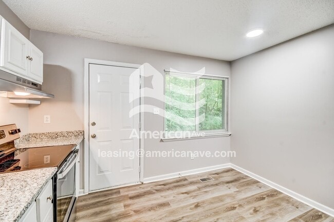 Photo - 1205 83rd Pl S