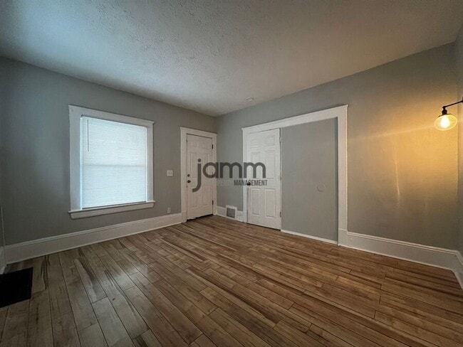 Photo - 2602 Vega Ave