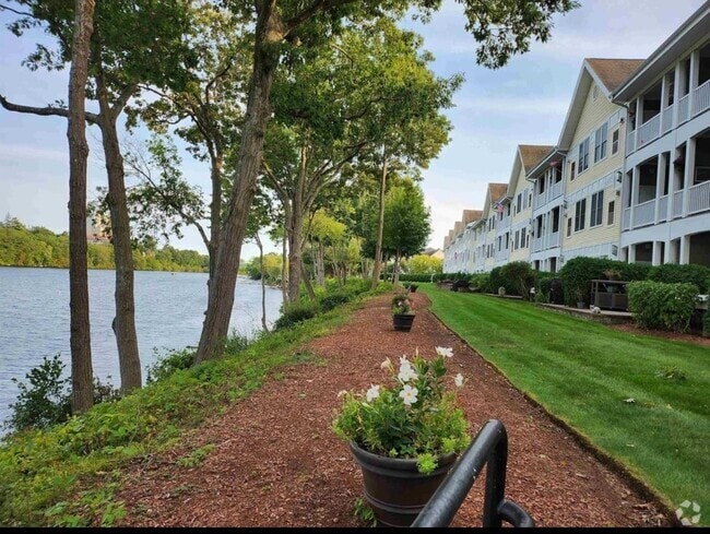 Building Photo - 55 River Front Dr Unit 303 Rental