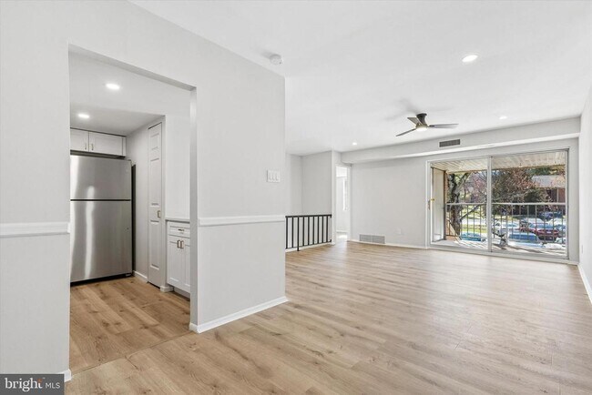 Photo - 78 Old Forge Crossing Unidad 78