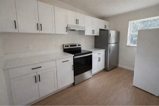 Photo - 805 NW 12th Ave Unidad 1