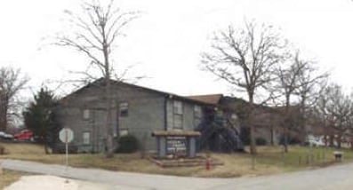 Photo - Cedar Crest Apartments