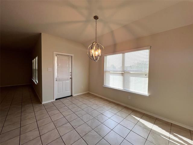 Photo - 526 Clearlake Dr