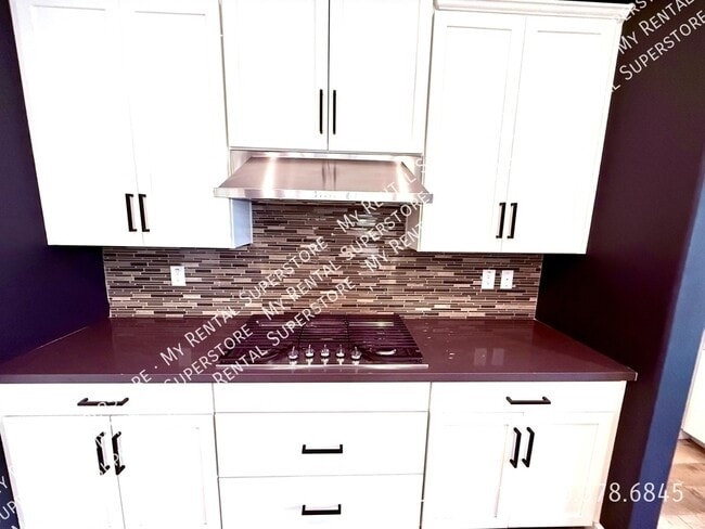 Photo - 5051 S Girard St
